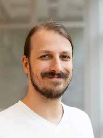 Profile picture of Arwin Kool